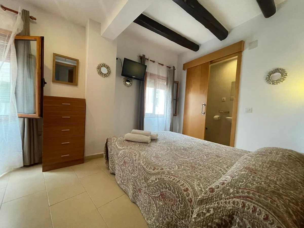 P&R Hostals Codolar Tossa de Mar Guest house