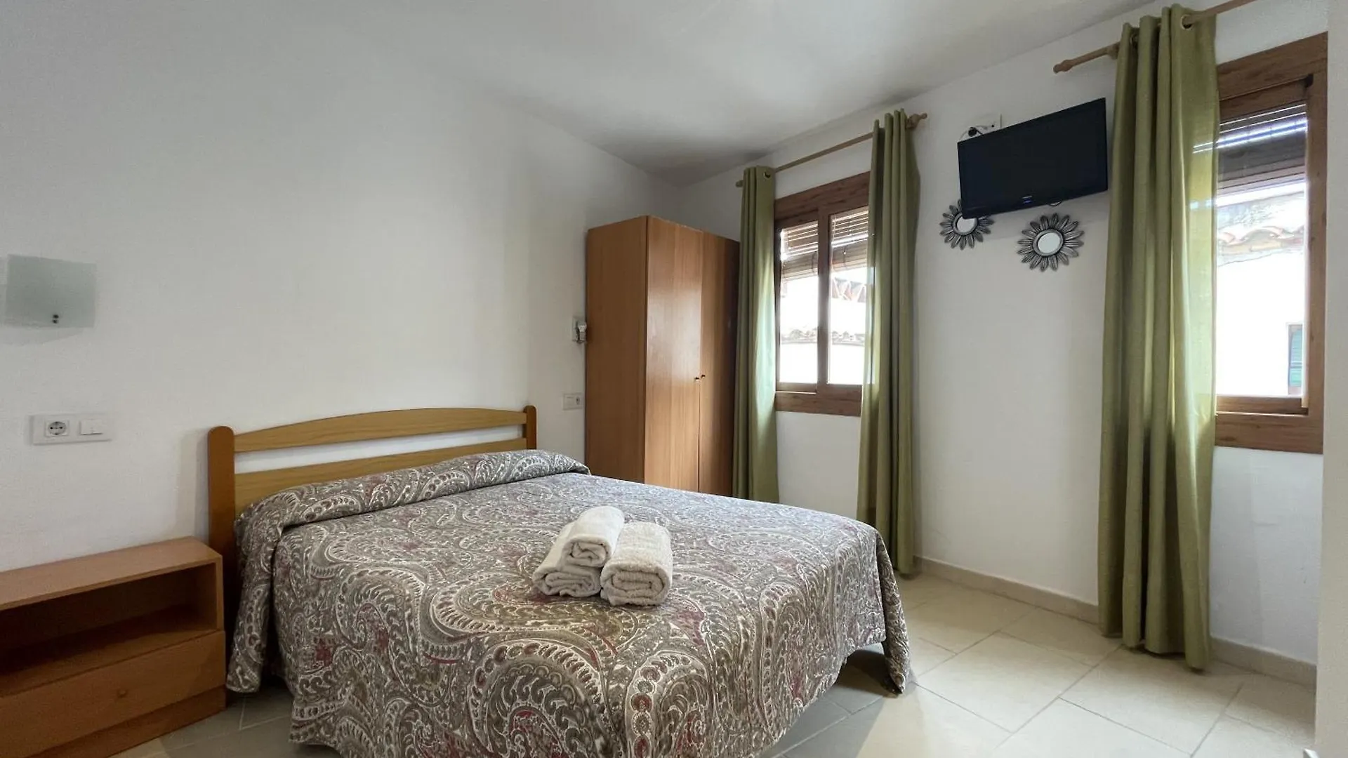 P&R Hostals Codolar Tossa de Mar
